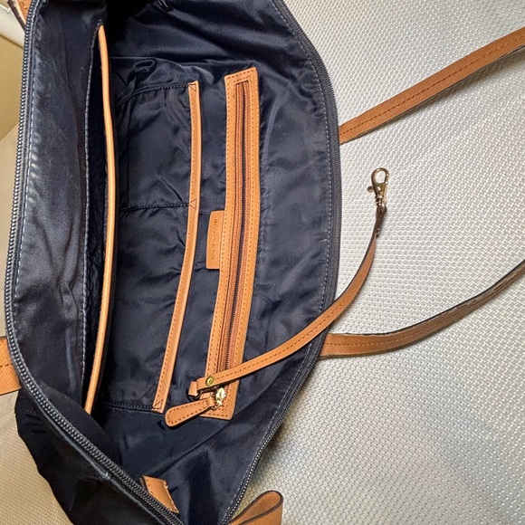 Michael Kors Nylon Kelsey Tote handbag Navy Camel - Picture 4 of 5